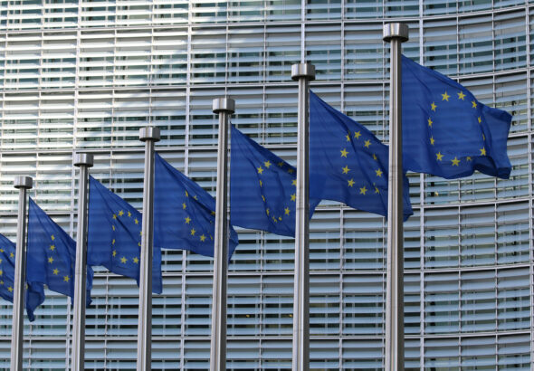 Die Europäische Kommission in Brüssel plant eine umfassende Gesetzesreform zur weiteren Eindämmung des Tabakkonsums, um bis 2040 eine rauchfreie Generation in Europa zu schaffen. (Foto: © Guillaume Perigois / unsplash.com)
